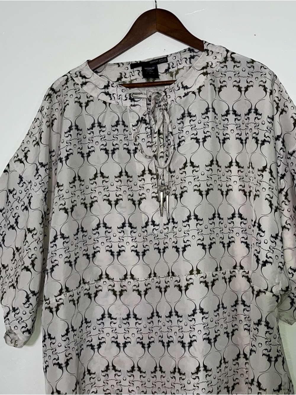 Thomas Wylde Luxury Silk Tunic Blouse Skull Celtic Cross Size M - Picture 5 of 13